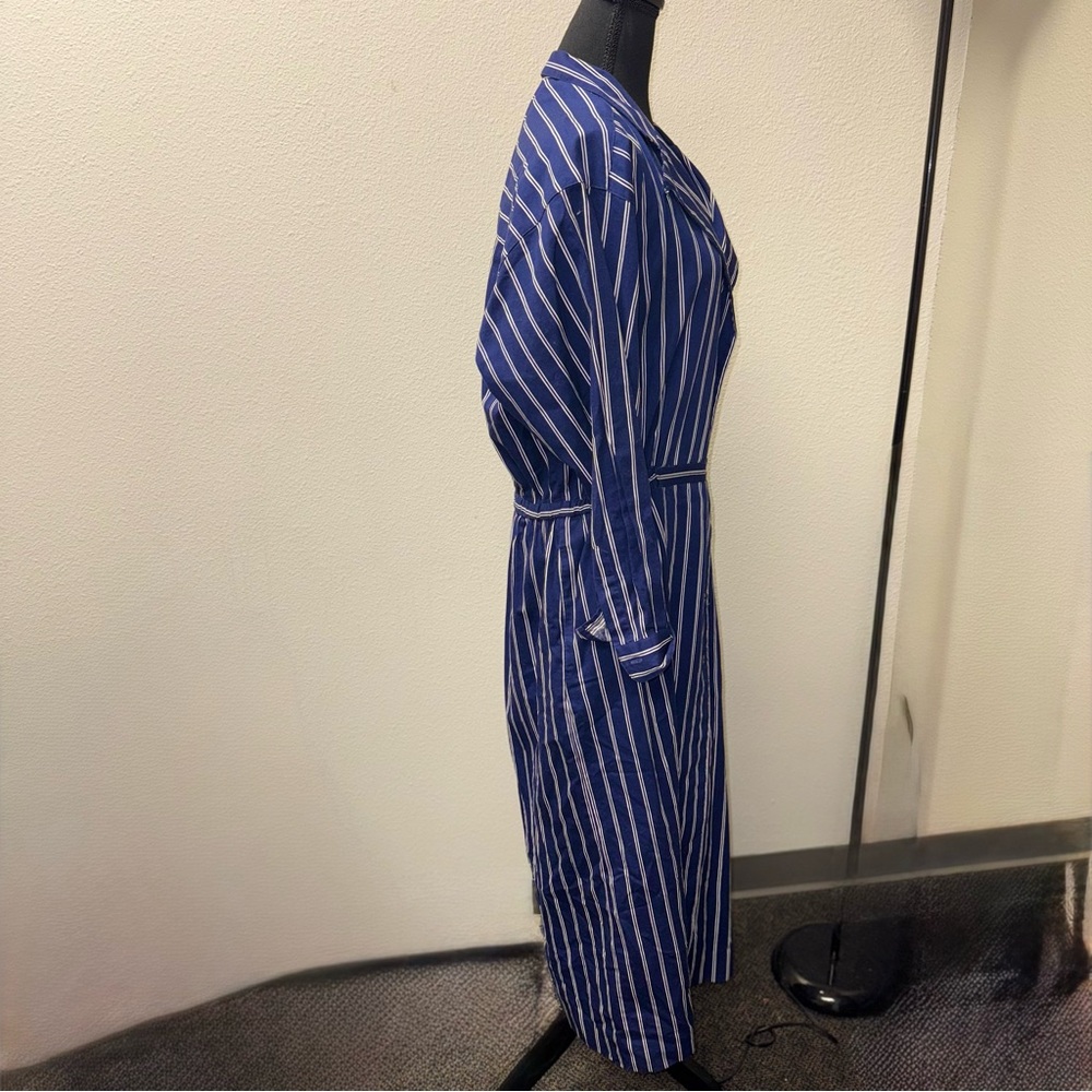 Eddie Bauer Blue and White Wrap Dress with Notched Collar - Picture 4 of 6